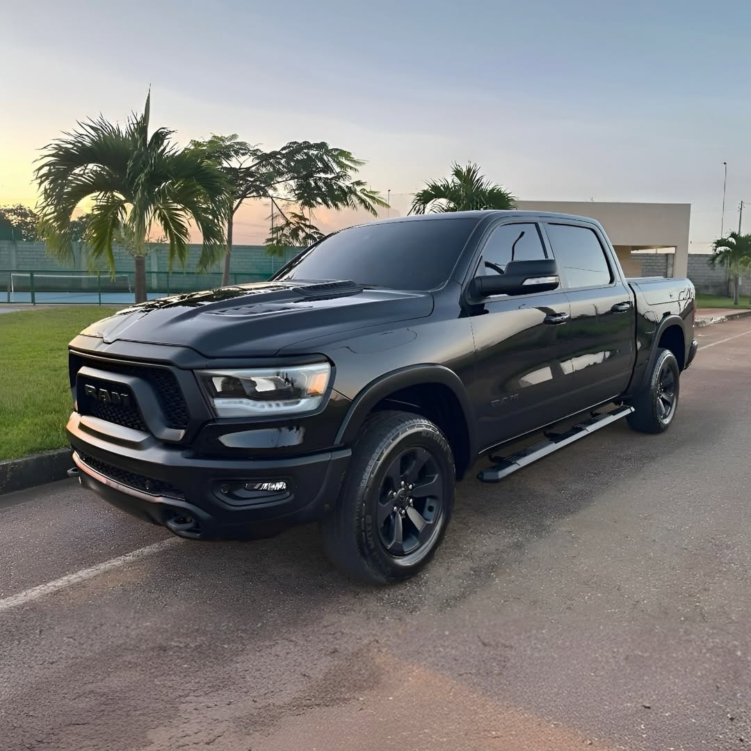 Ram 1500 Rebel 5.7 V8 Hemi 21/21 à venda em Minas Gerais - Foto 2