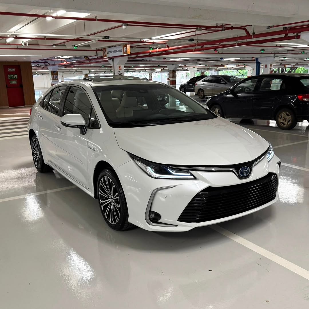 Toyota Corolla Altis Premium Hybrid 2022 46.000km à venda em Brasília, District Federal, Brazil - Foto 5