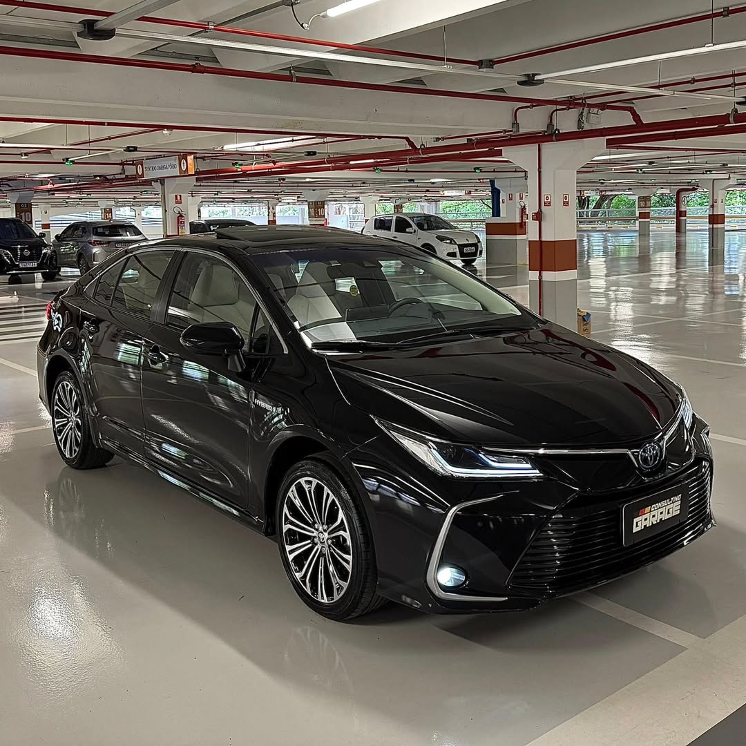 Toyota Corolla Altis Premium Hybrid 23/23 à venda em Brasília, District Federal, Brazil - Foto 5