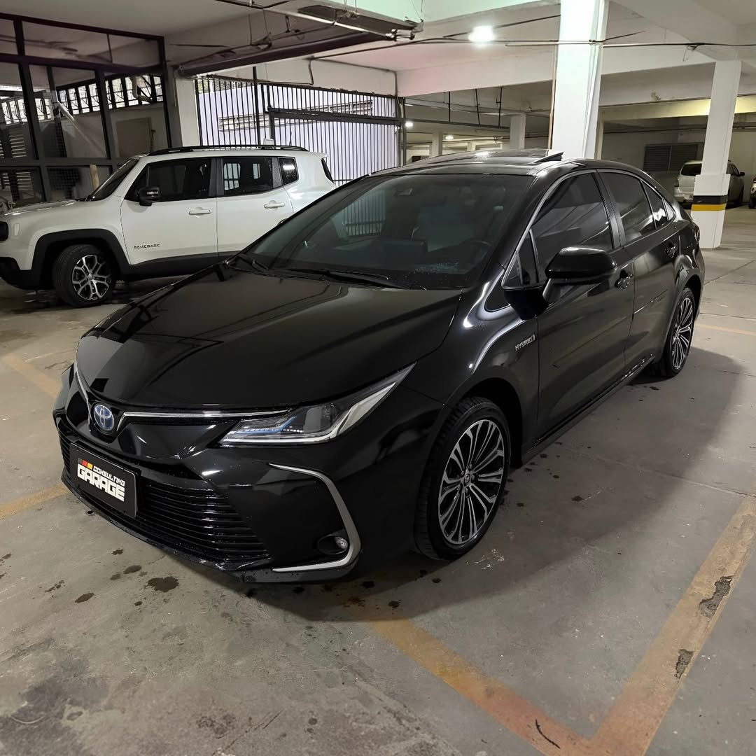 Toyota Corolla Altis Premium Hybrid 23/23 à venda em Brasília, District Federal, Brazil - Foto 2