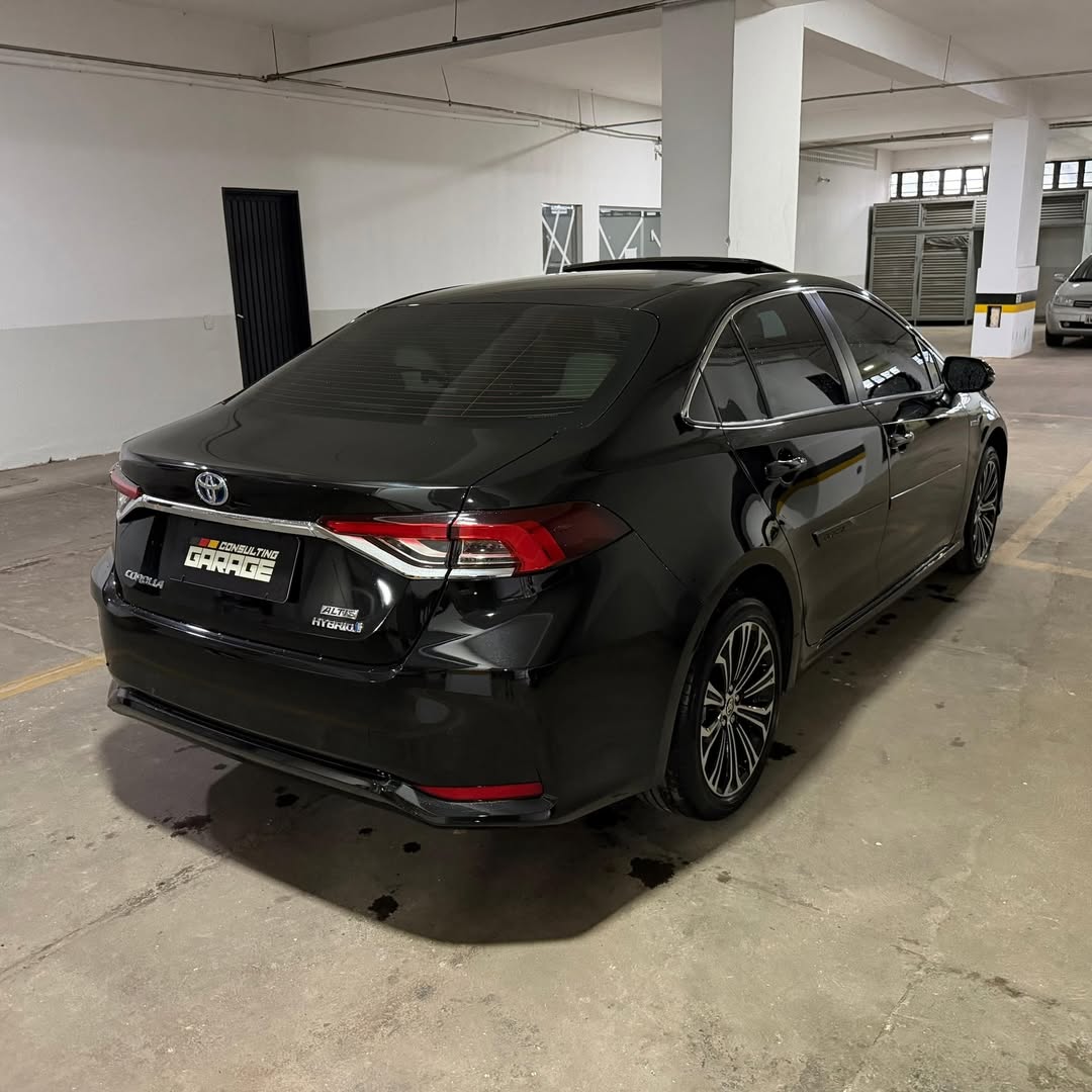 Toyota Corolla Altis Premium Hybrid 23/23 à venda em Brasília, District Federal, Brazil - Foto 4