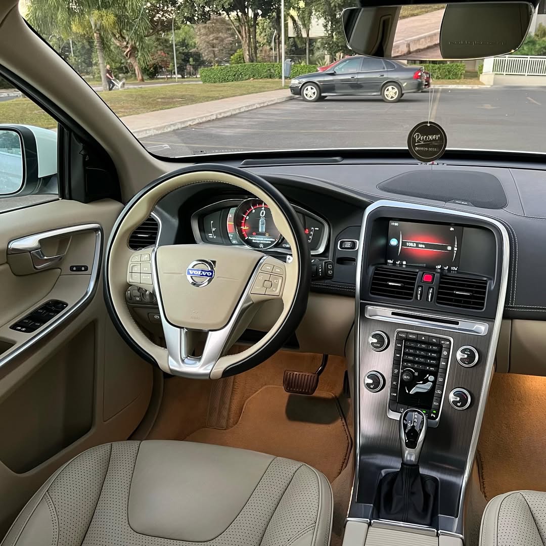 Imagem do Carro 8