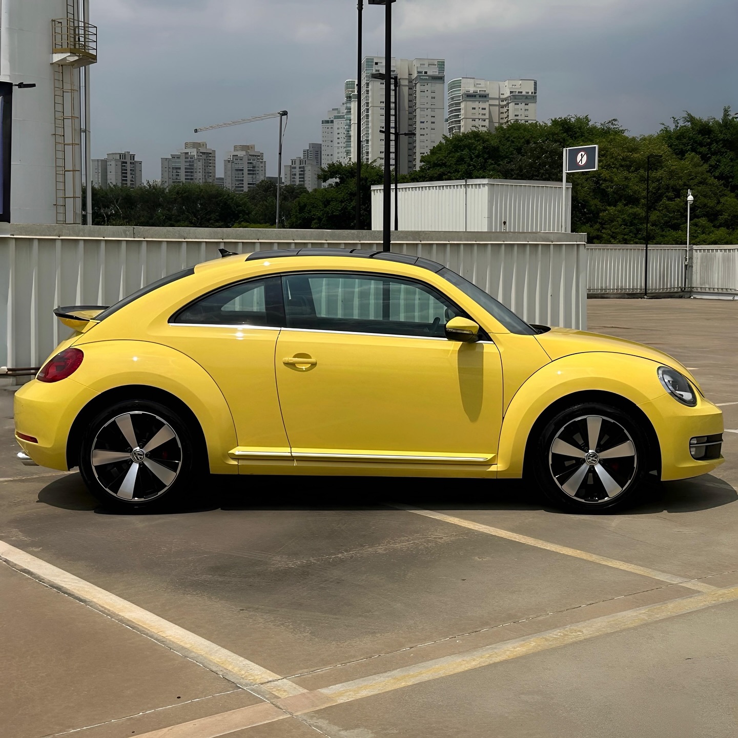Imagem do Carro 5