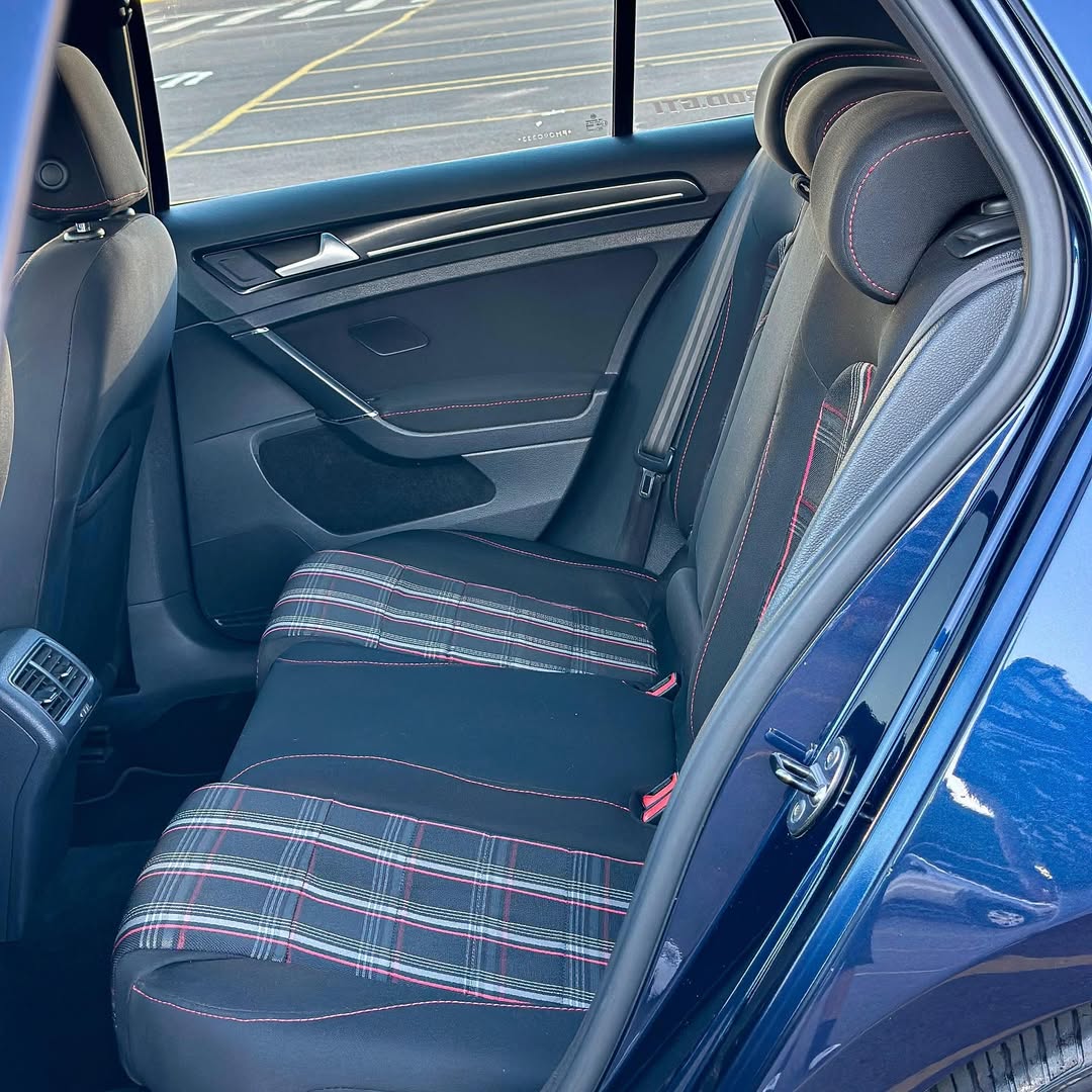Imagem do Carro 10