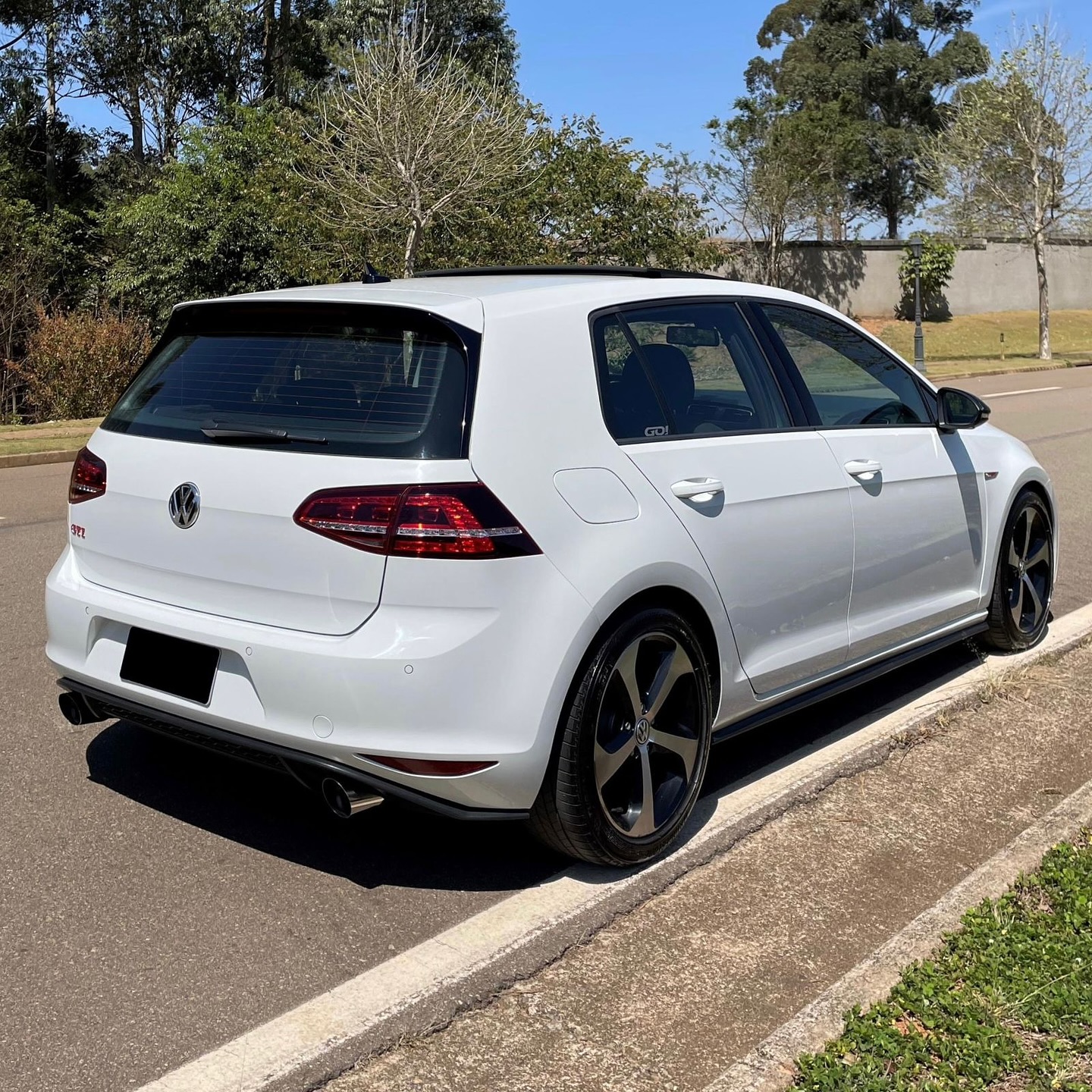 Imagem do Carro 4