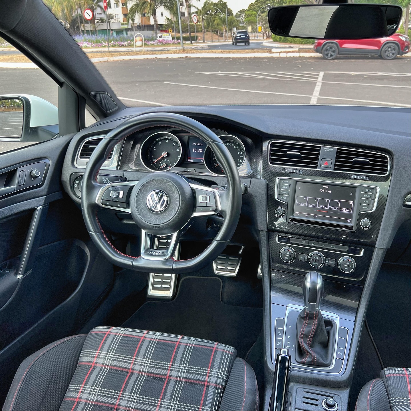 Imagem do Carro 8
