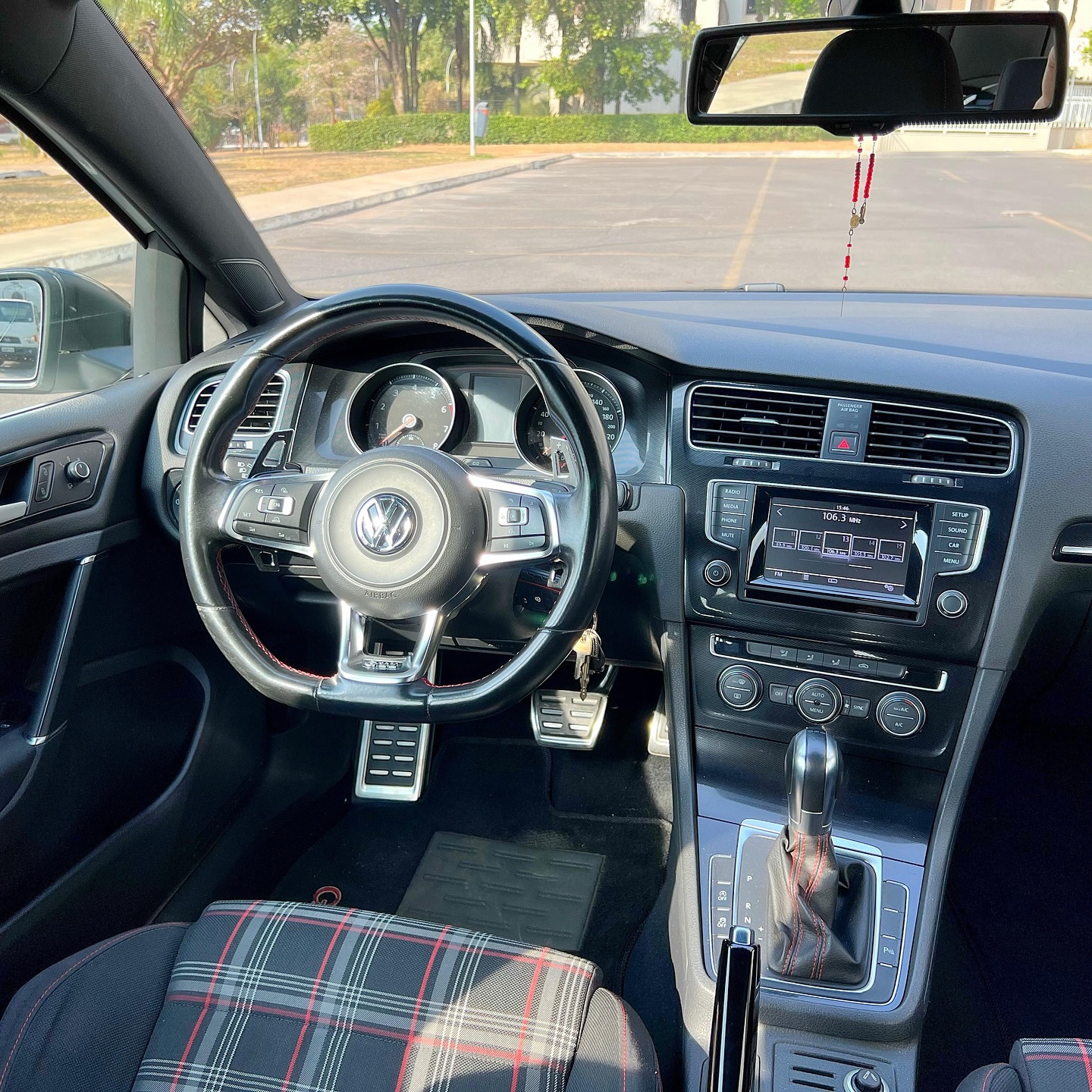 Imagem do Carro 8