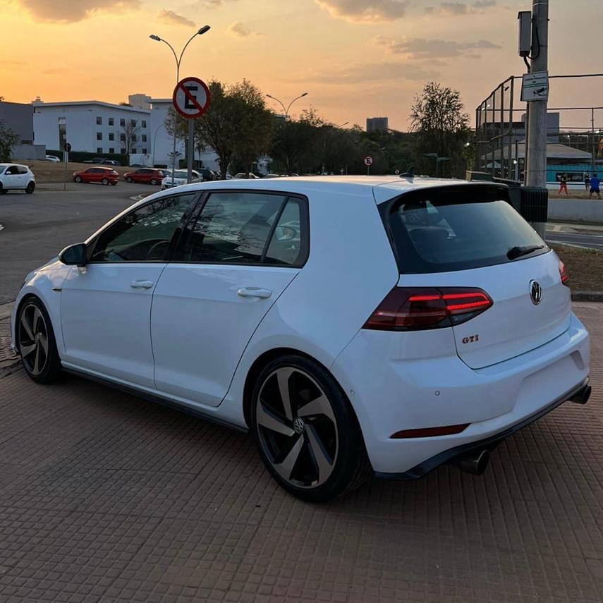 Imagem do Carro 5
