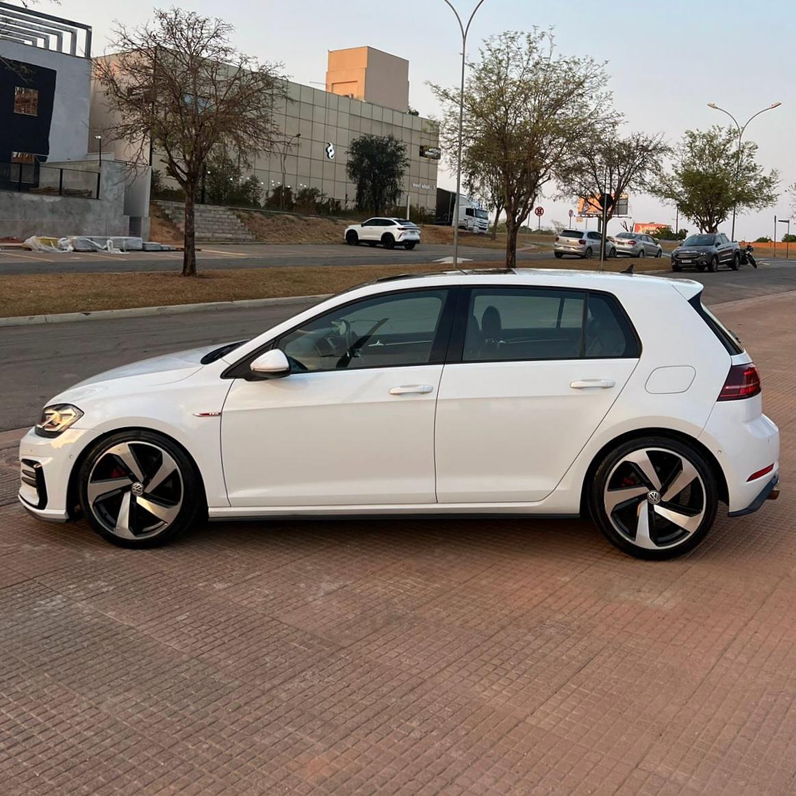 Imagem do Carro 6