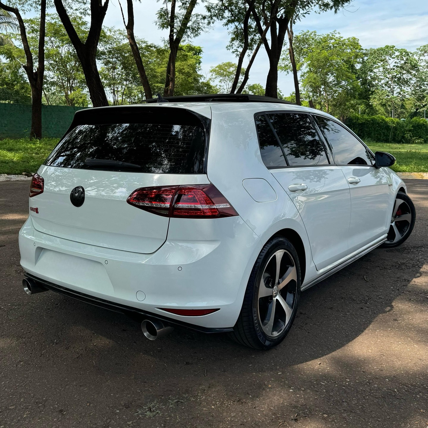 Imagem do Carro 5