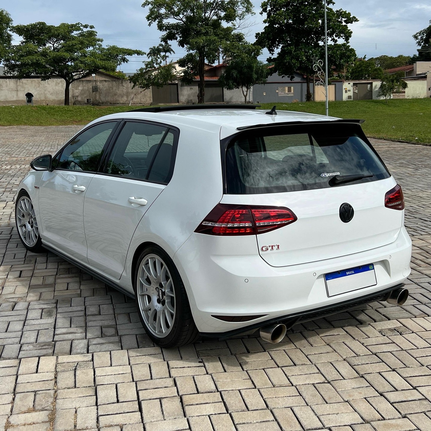 Imagem do Carro 5