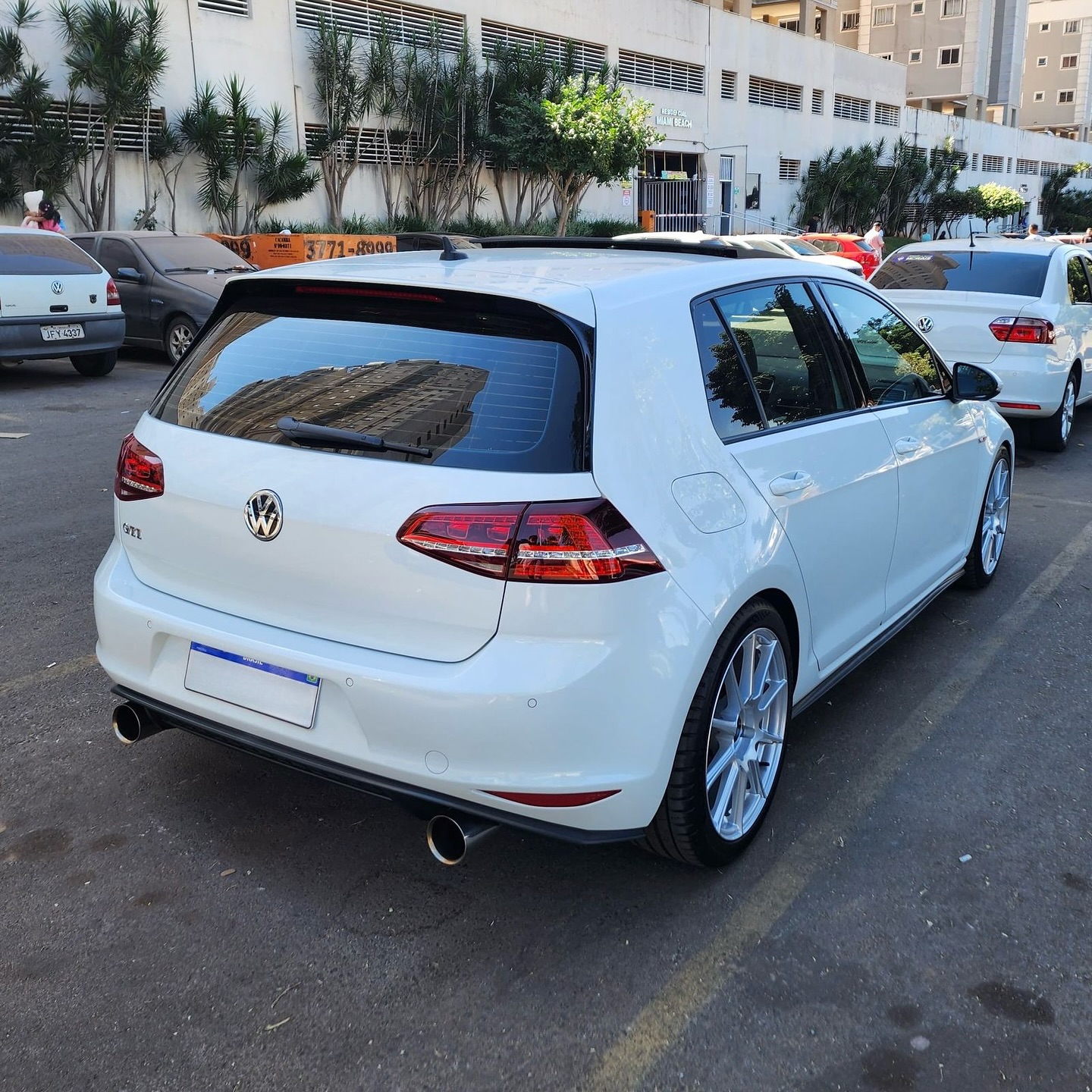 Imagem do Carro 5