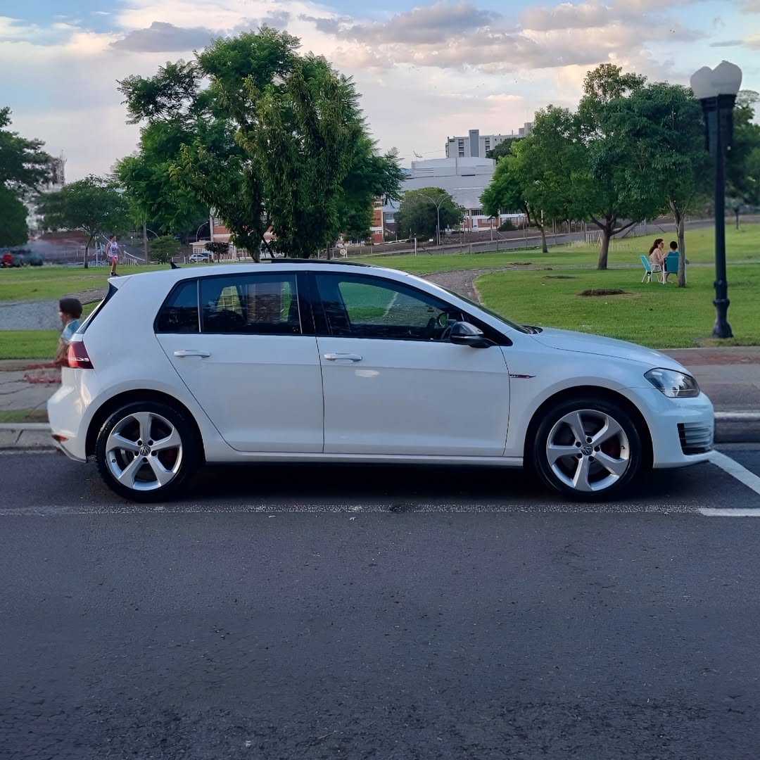 Vw Golf GTI Exclusive  2015 85.000km à venda em Rio Grande do Sul - Foto 4