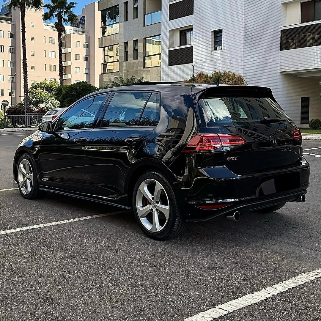 Imagem do Carro 5
