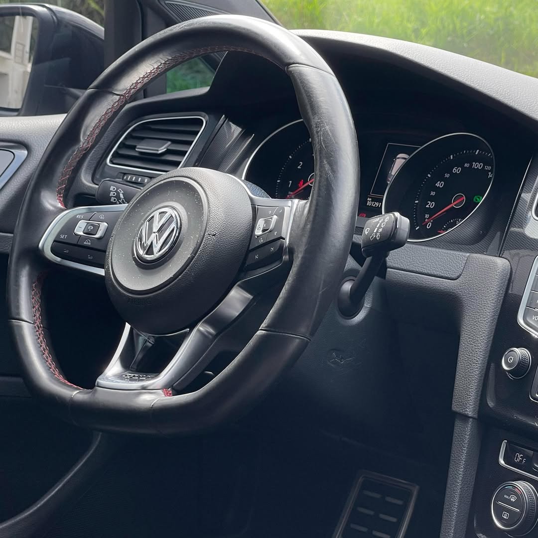 Imagem do Carro 9