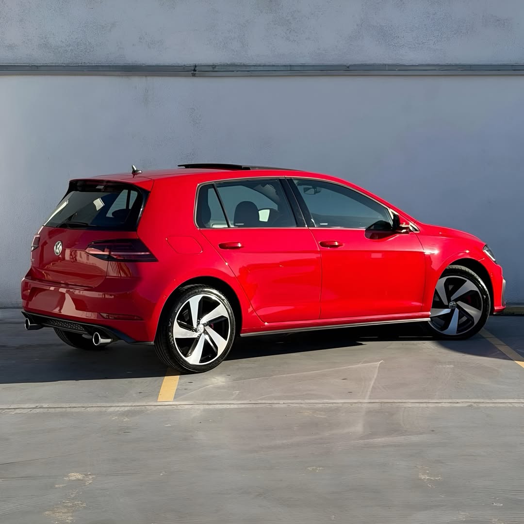 Vw Golf GTI MK7.5 2019 55.000km à venda em Парана - Foto 5