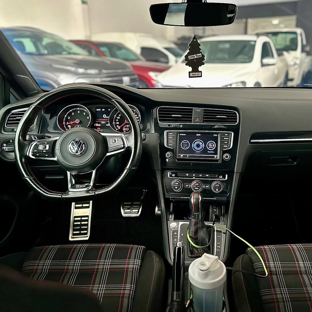 Imagem do Carro 7