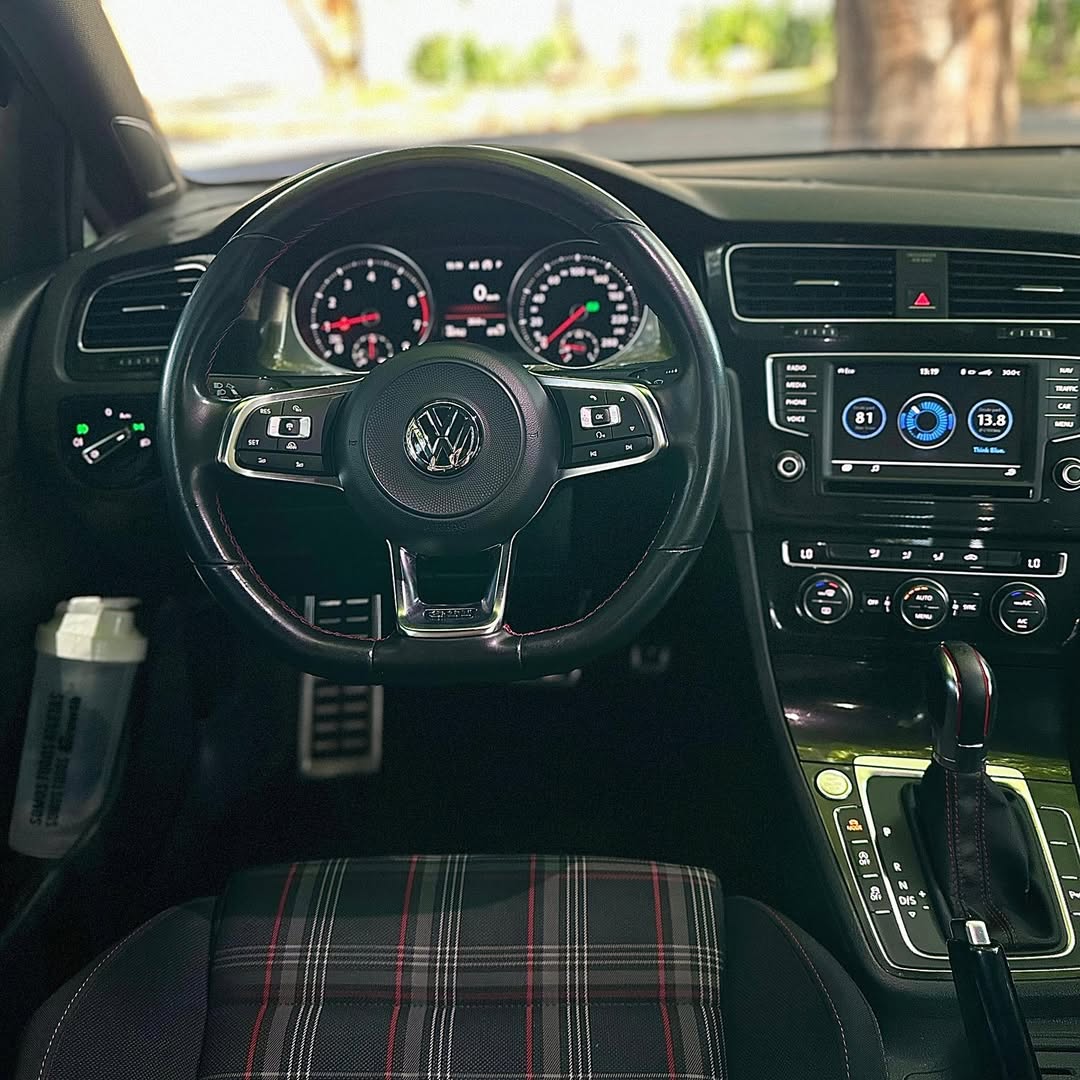 Imagem do Carro 9