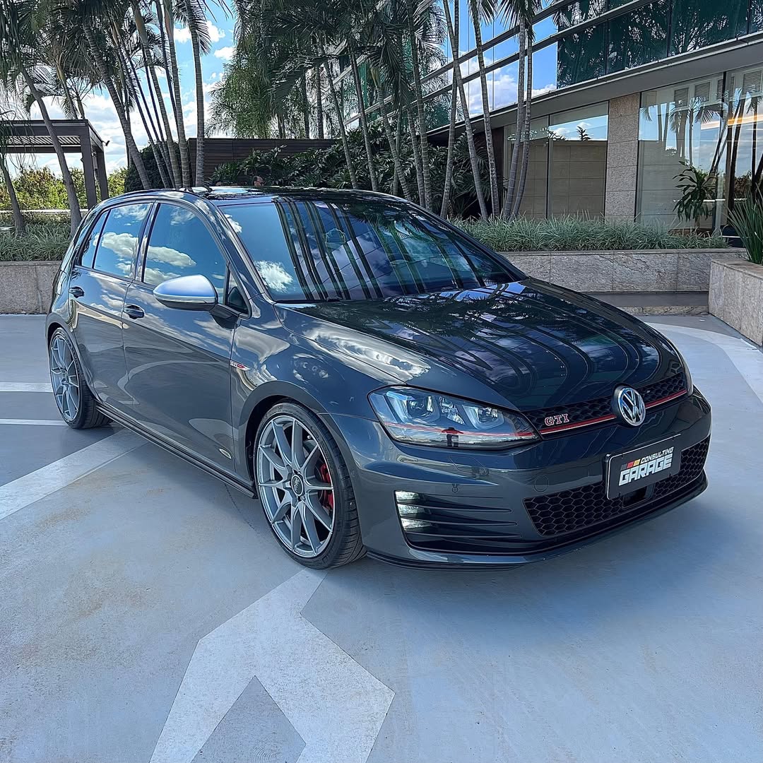 Imagem do Carro 5