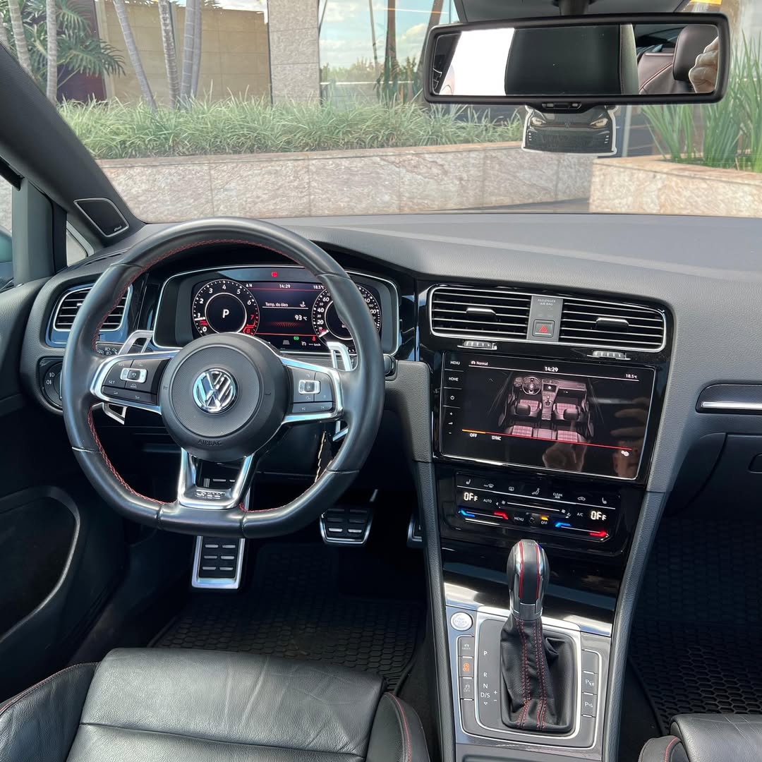 Imagem do Carro 8