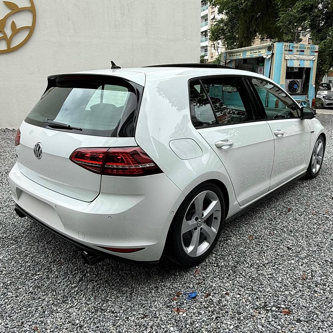 Imagem do Carro 5