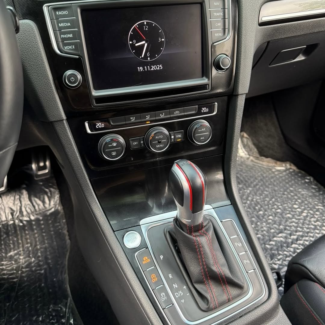 Vw Golf GTI Premium + Sport 17/17 à venda em São Paulo, Brazil - Foto 10