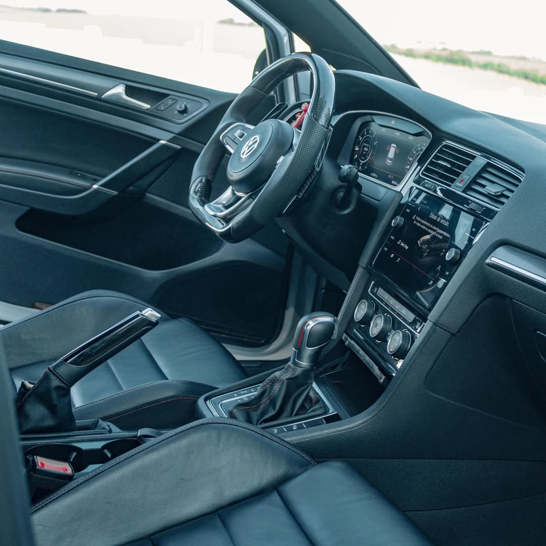 Imagem do Carro 8