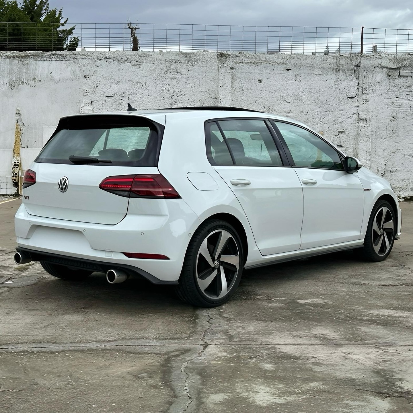 Imagem do Carro 5