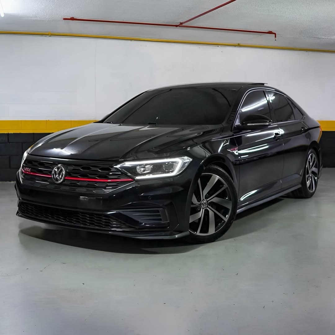 Vw Jetta GLI 350 TSI 19/19 58.000km à venda em São Paulo, Brazil - Foto 2