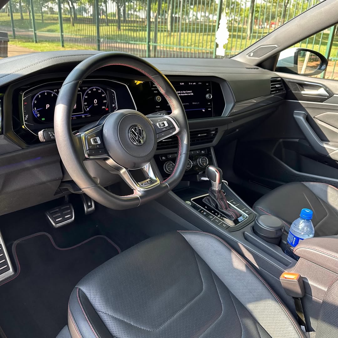 Vw Jetta GLI 350 TSI 19/19 à venda em São Paulo, Brazil - Foto 10