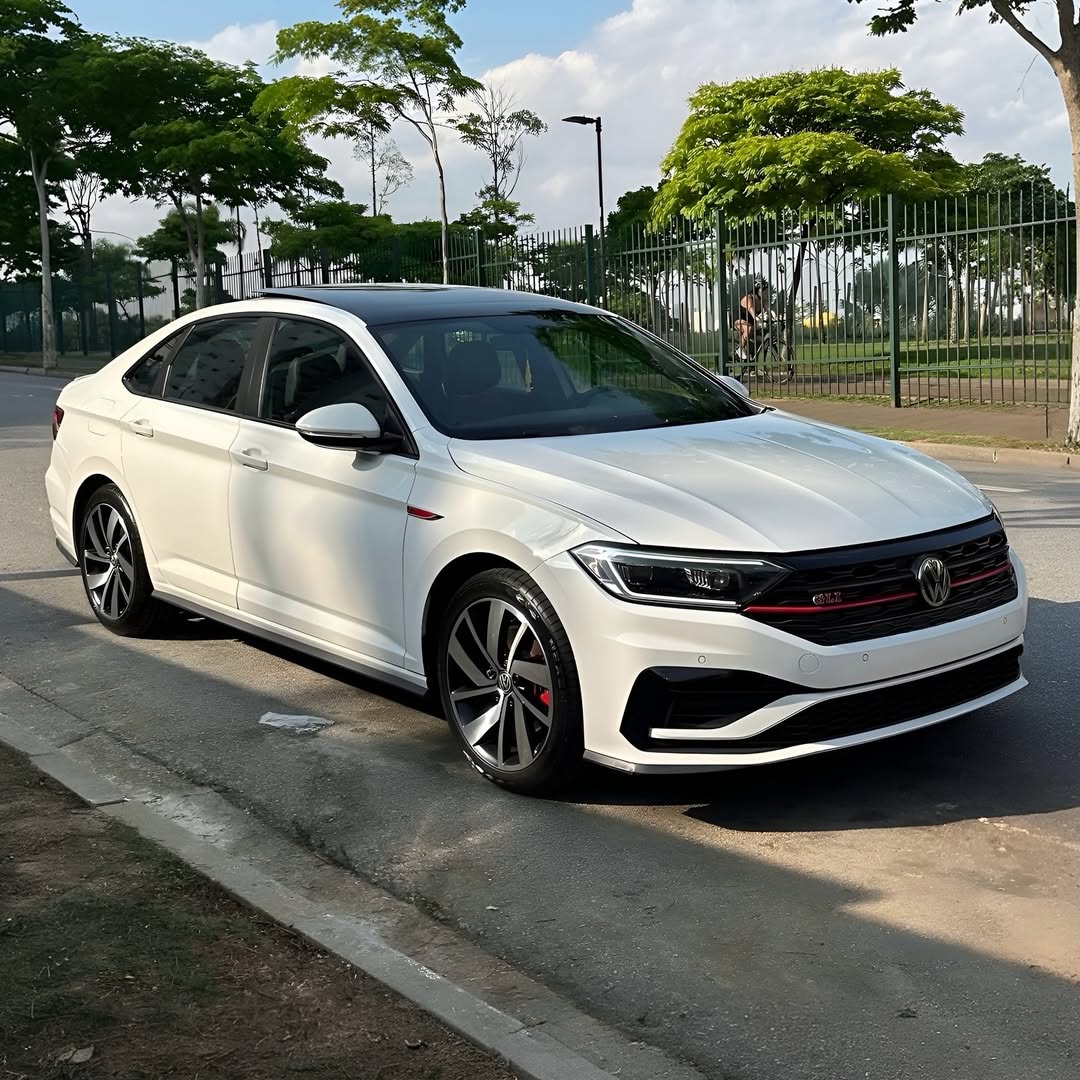 Vw Jetta GLI 350 TSI 19/19 à venda em São Paulo, Brazil - Foto 7