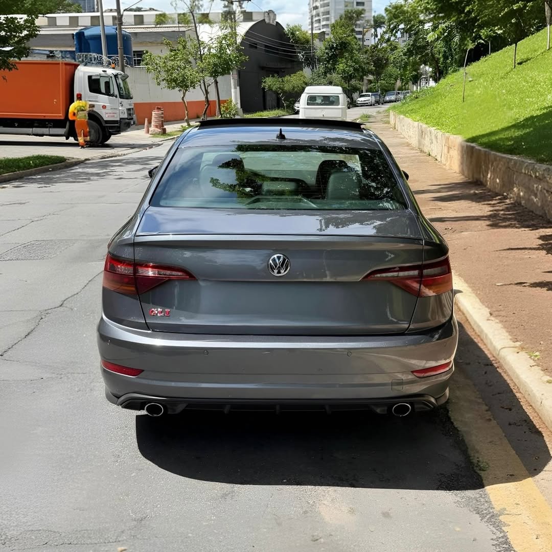 Vw Jetta GLI 350 TSI 19/19 à venda em São Paulo, Brazil - Foto 4