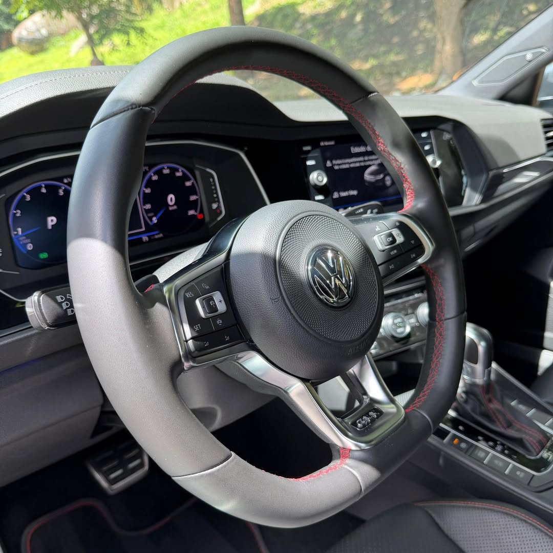 Vw Jetta GLI 350 TSI 19/19 à venda em São Paulo, Brazil - Foto 9