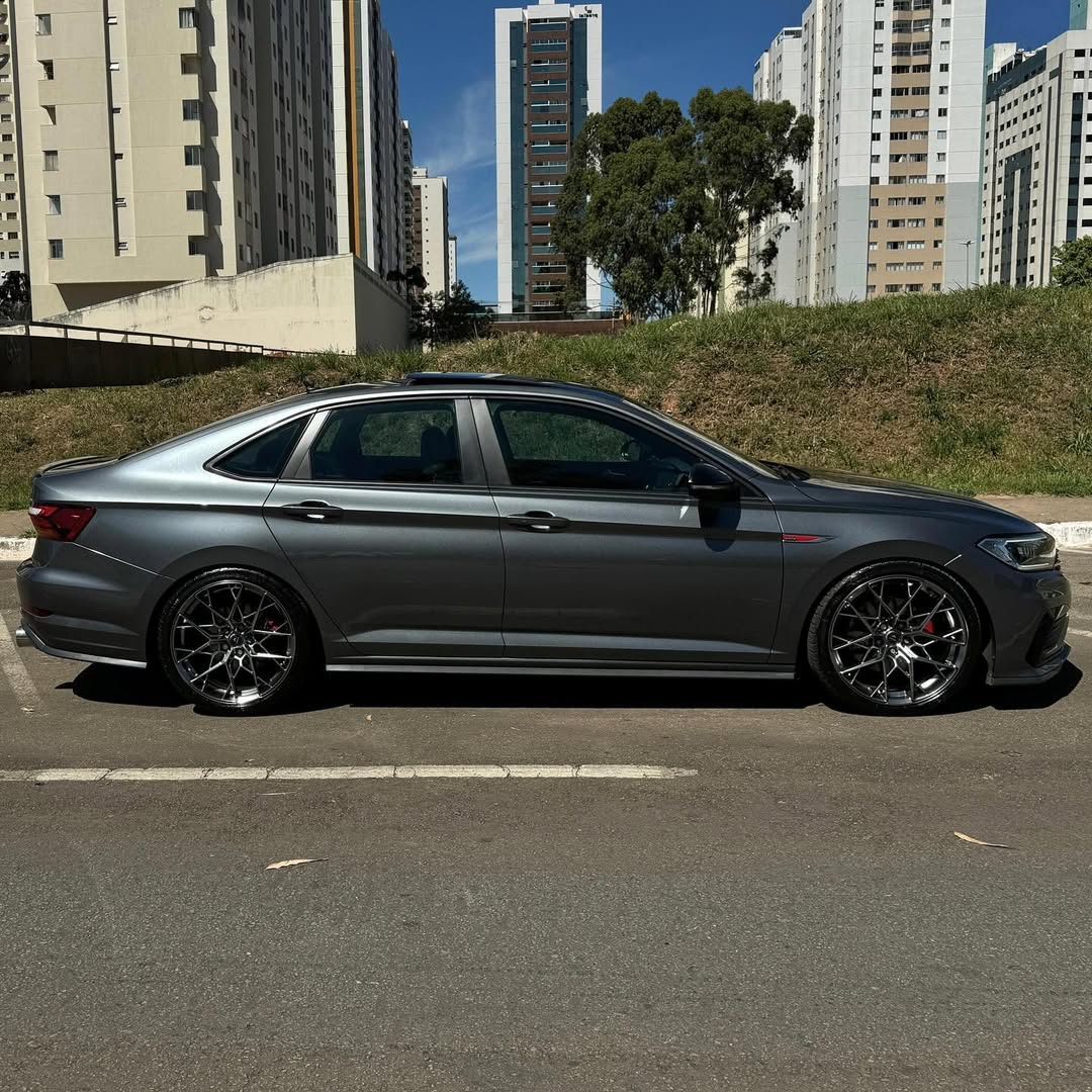 Imagem do Carro 5