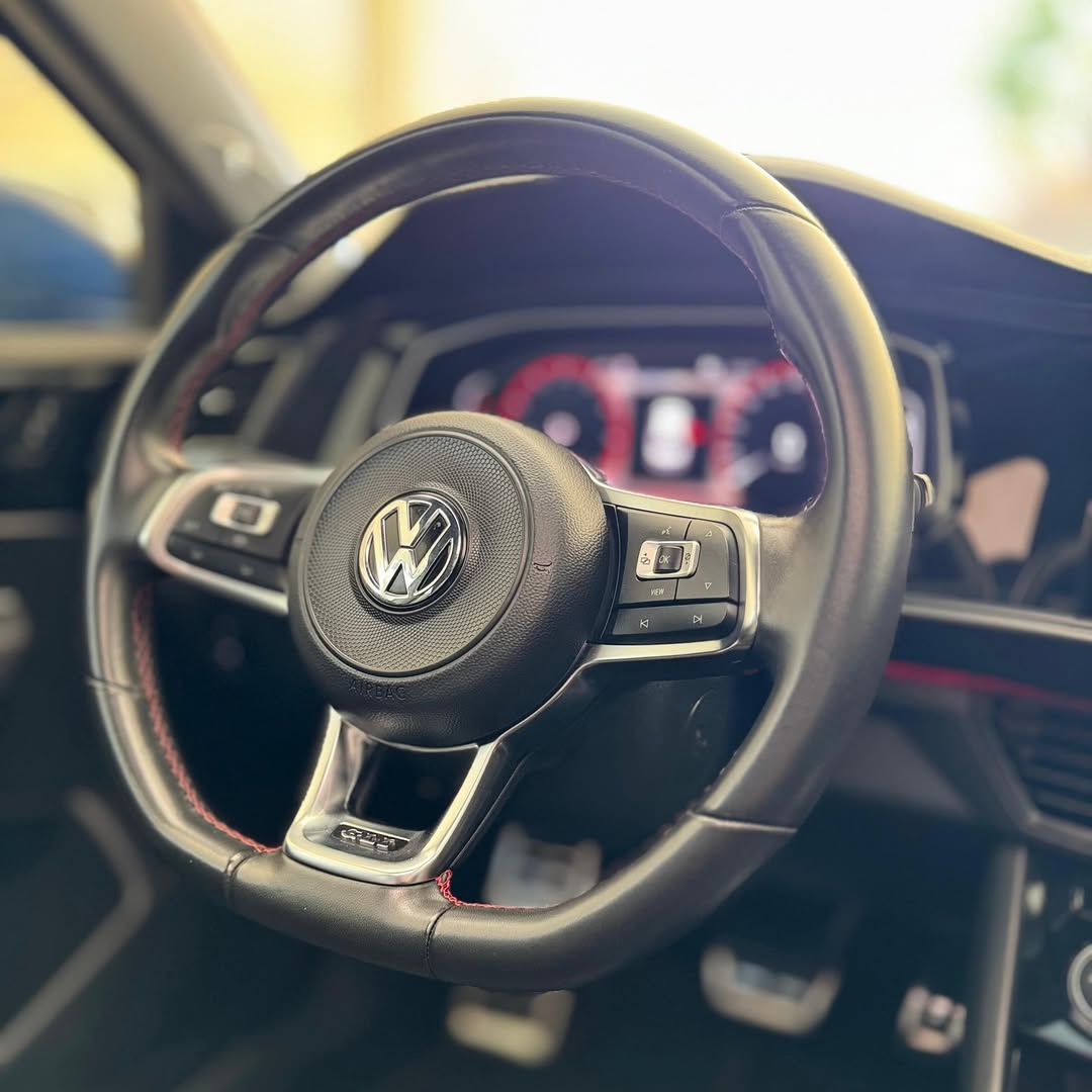 Imagem do Carro 8