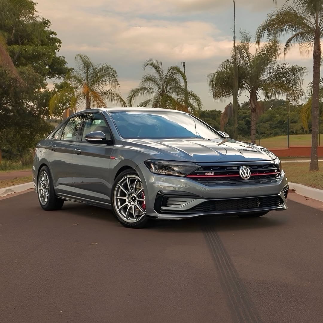 Vw Jetta GLI 350 TSI 2020 65.000km à venda em São Paulo, Brazil - Foto 2