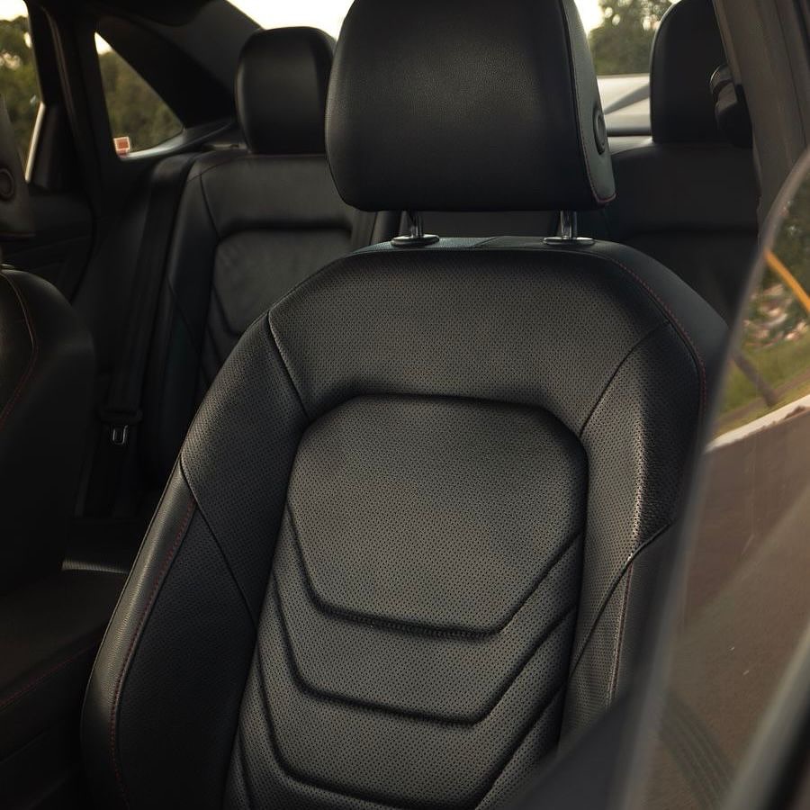 Vw Jetta GLI 350 TSI 2020 65.000km à venda em São Paulo, Brazil - Foto 9