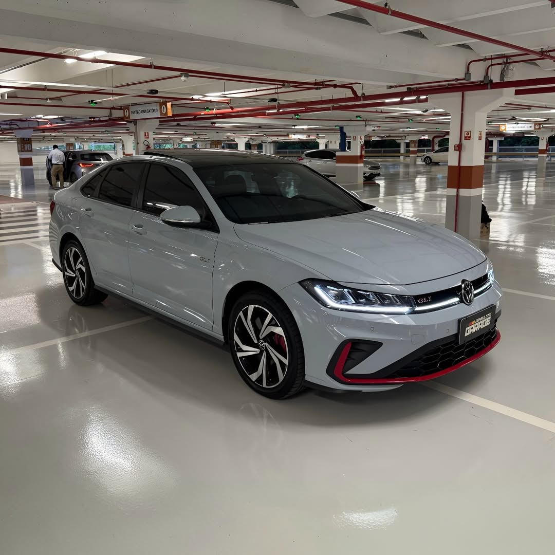 Vw Jetta GLI 350 TSI 2026 à venda em Brasília, District Federal, Brazil - Foto 5