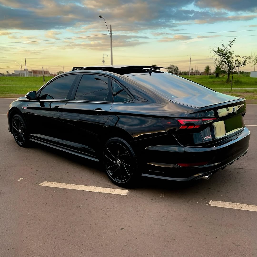 Imagem do Carro 3