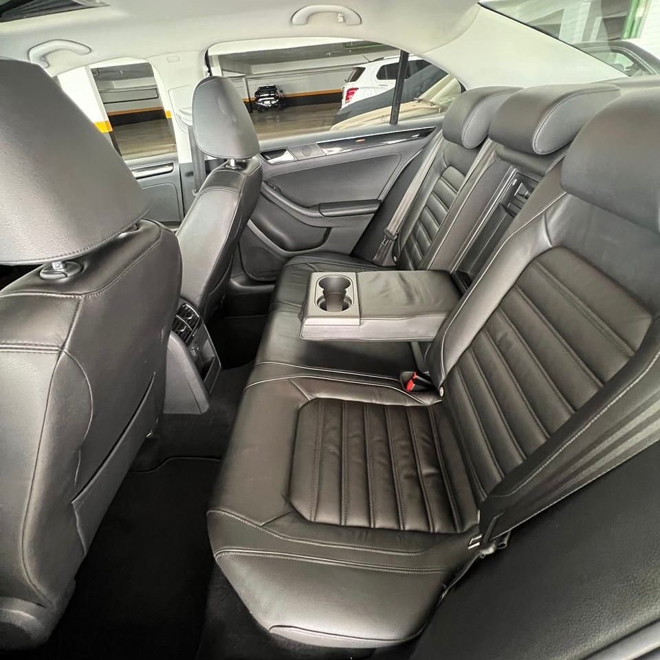 Imagem do Carro 8