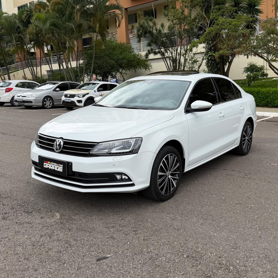 Vw Jetta Highline 2.0 TSI 211cv 2018 à venda em Brasília, District Federal, Brazil - Foto 2