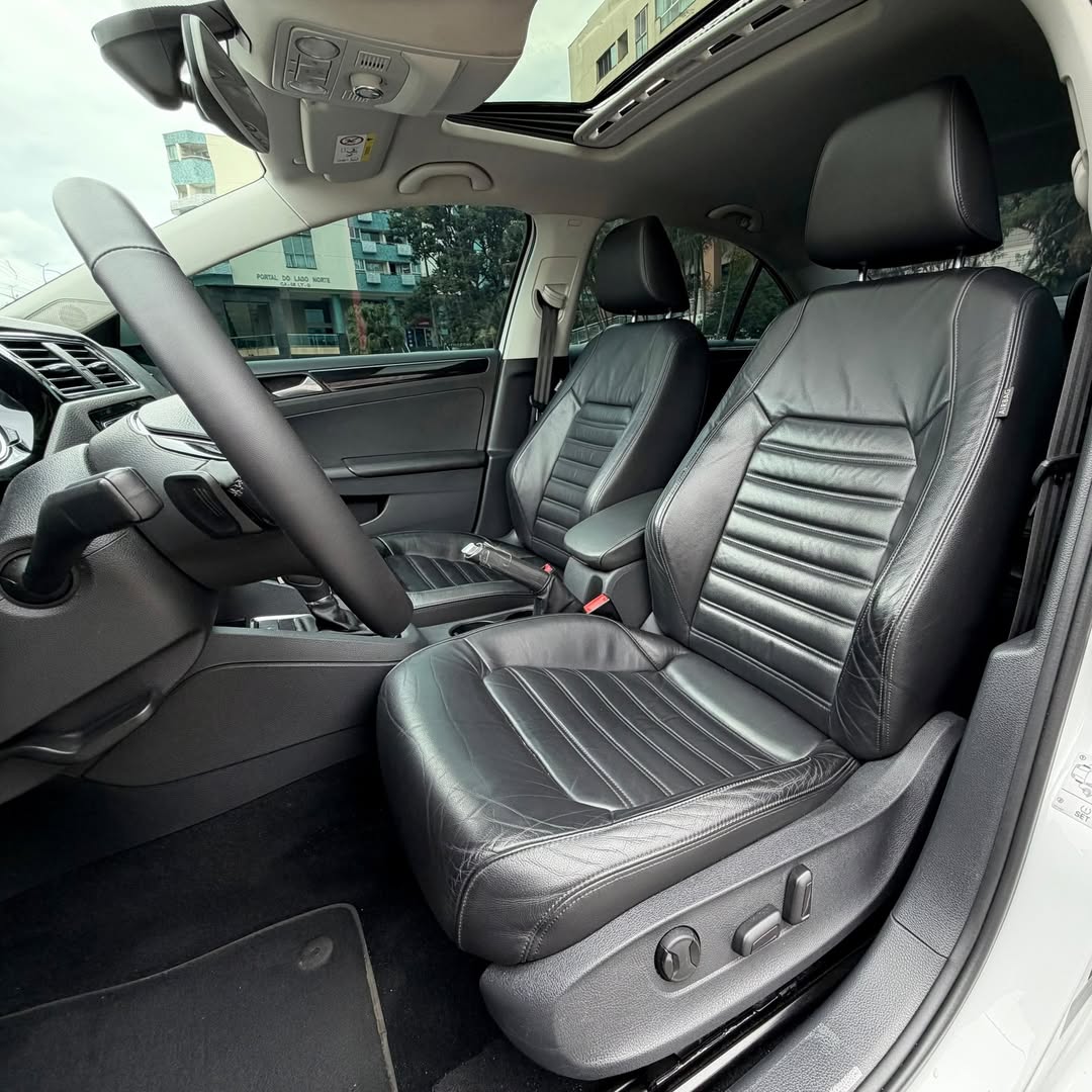 Vw Jetta Highline 2.0 TSI 211cv 2018 à venda em Brasília, District Federal, Brazil - Foto 9