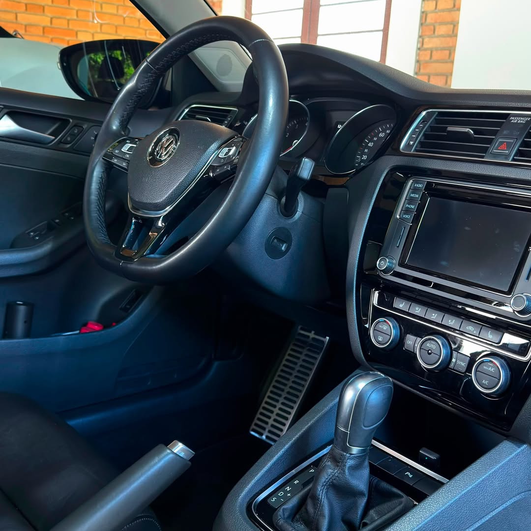 Vw Jetta Highline 2.0 TSI 211cv 2018 56.000km à venda em São Paulo, Brazil - Foto 5