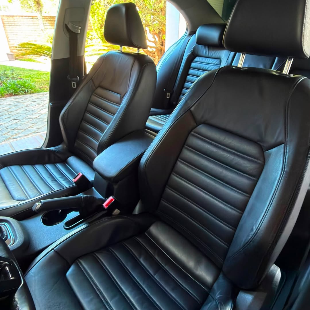 Vw Jetta Highline 2.0 TSI 211cv 2018 56.000km à venda em São Paulo, Brazil - Foto 6
