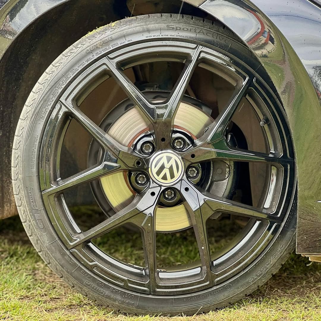 Imagem do Carro 10