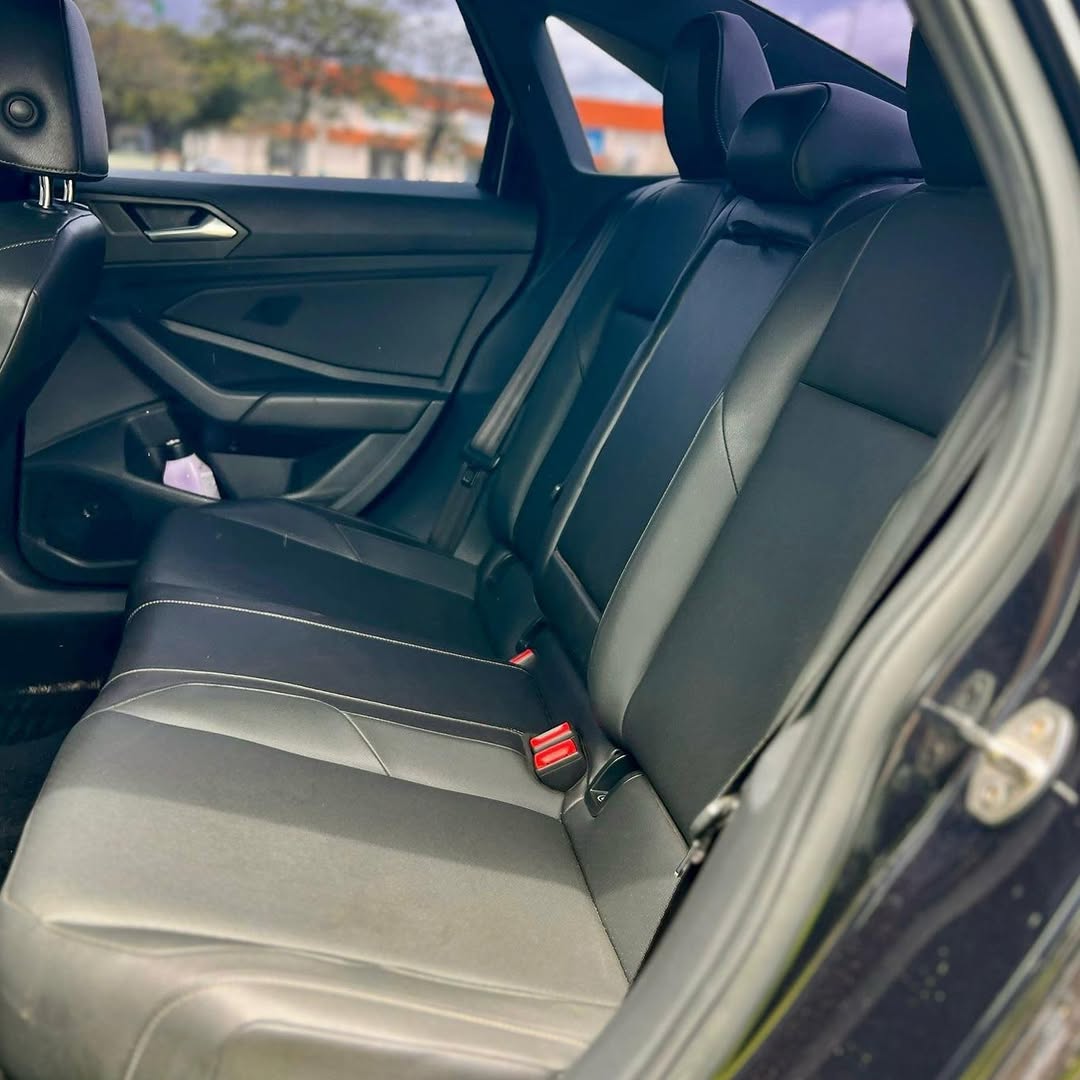 Imagem do Carro 9
