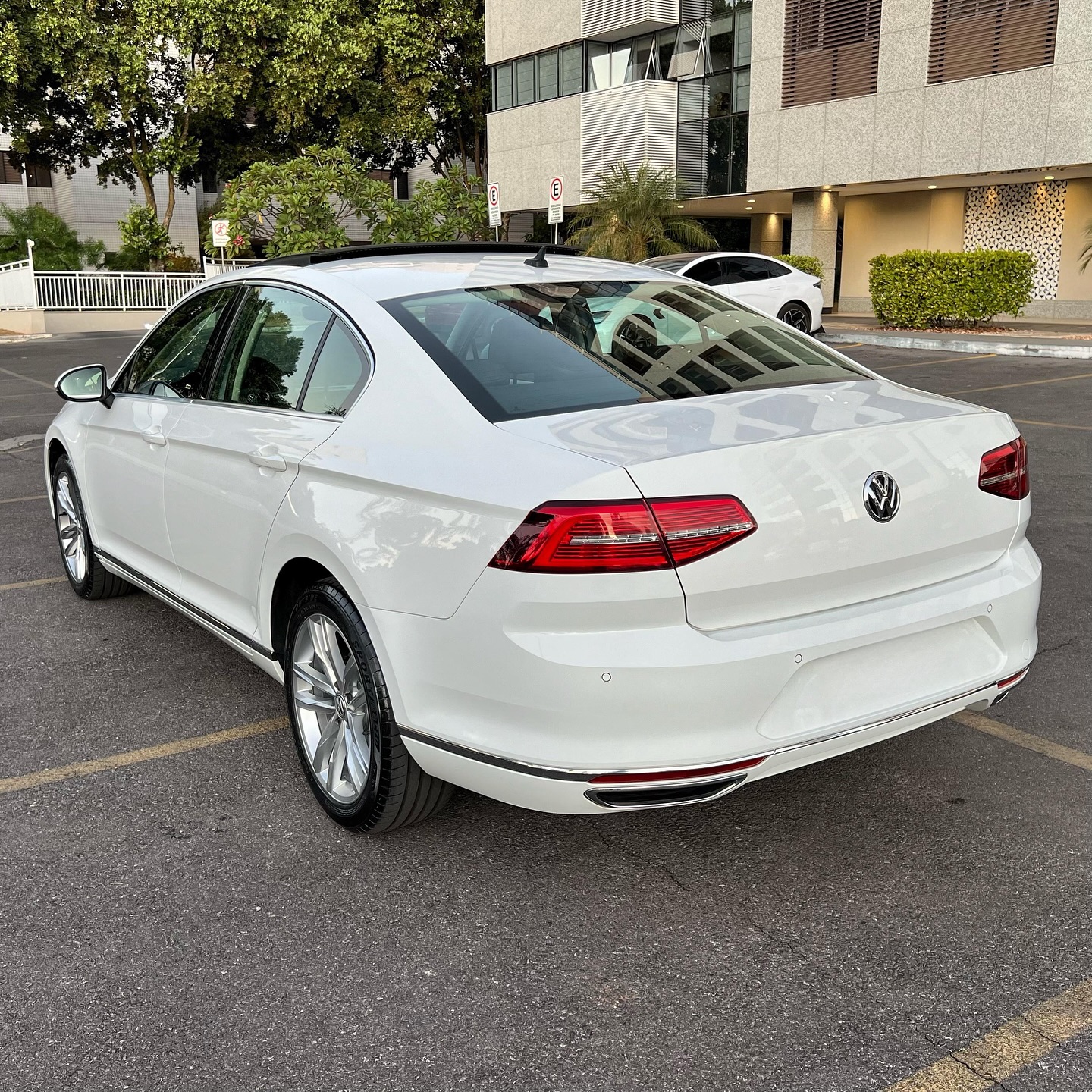 Imagem do Carro 3