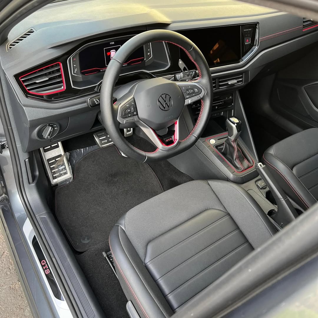 Imagem do Carro 8