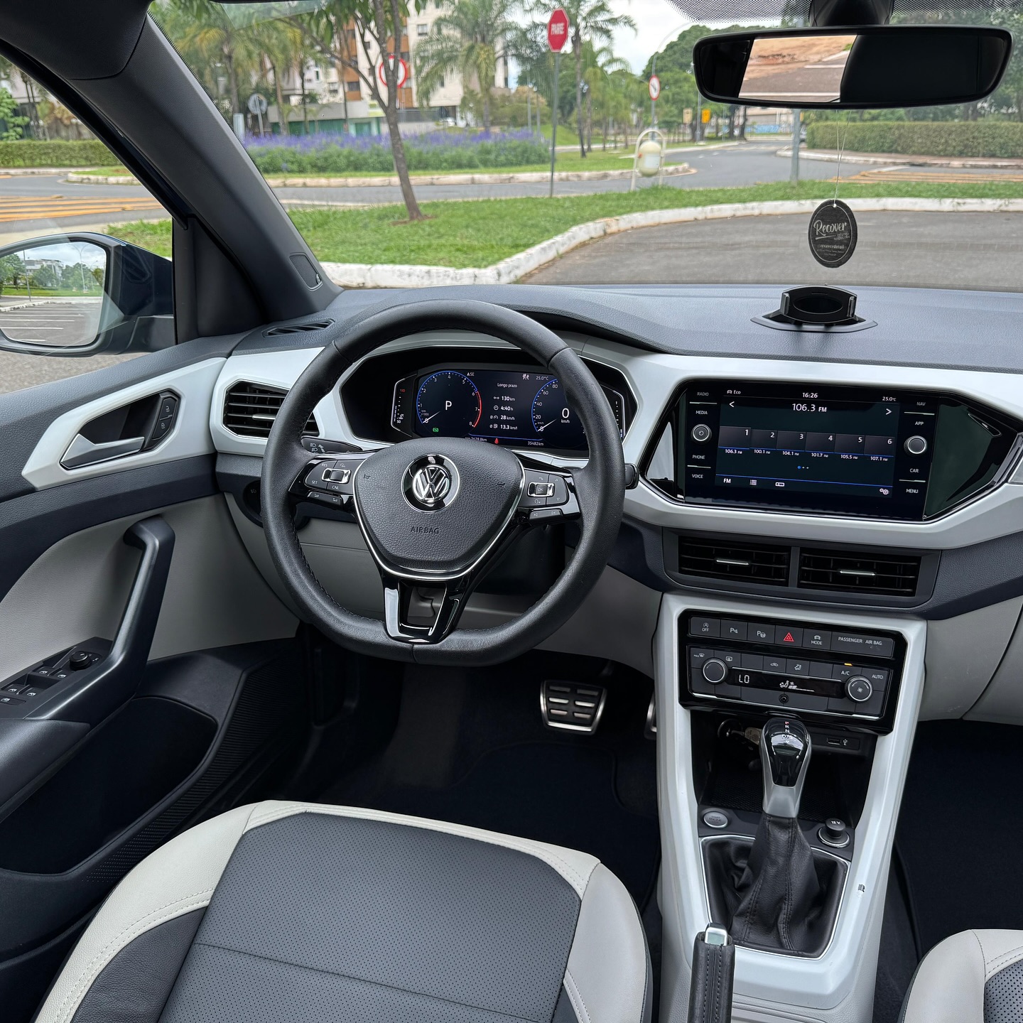Imagem do Carro 8
