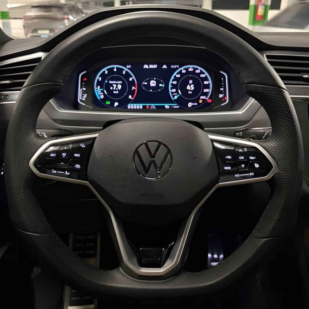 Vw Tiguan R-Line 300 TSI 24/24 à venda em Brasília, District Federal, Brazil - Foto 10